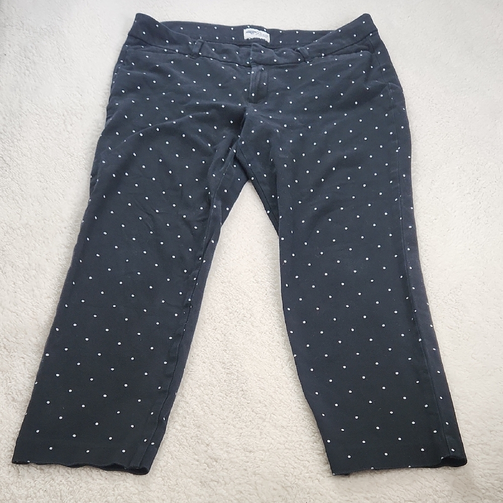 Old Navy Black Polka Dot Pixie Pants 12